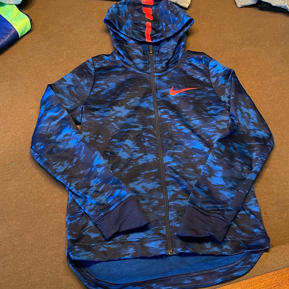 Nike boys basketball jacket